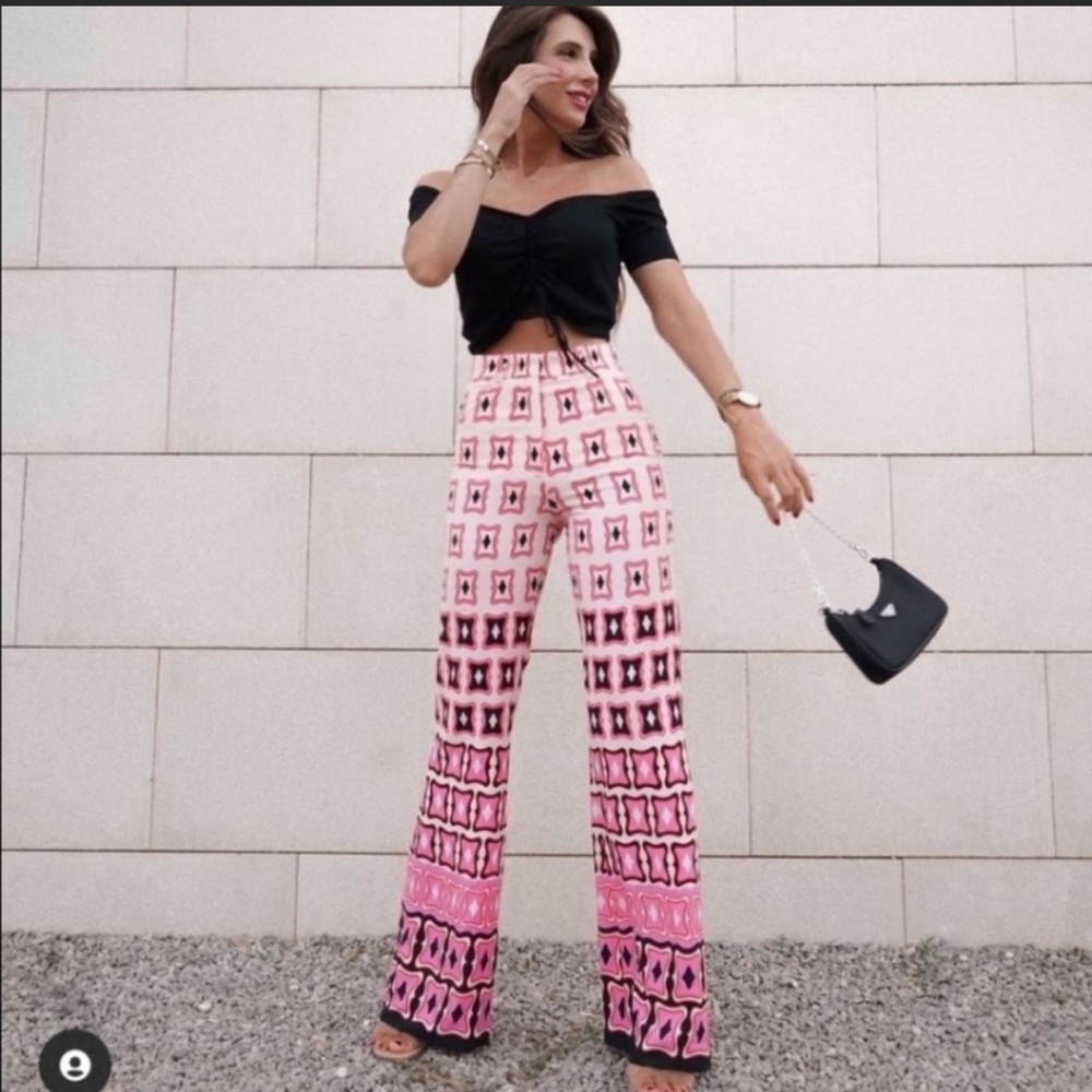 NWT Zara Geometric Flare Pants size small